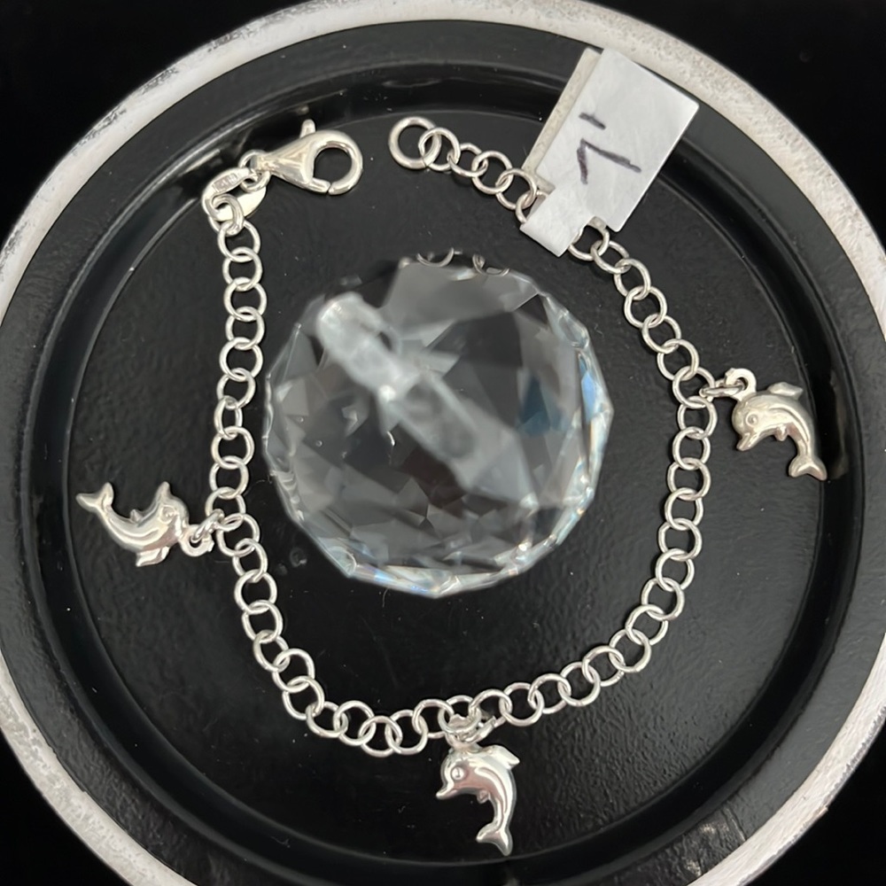 Adorable 3 Dolphin Charms🐬 925 Sterling Silver Bracelet.